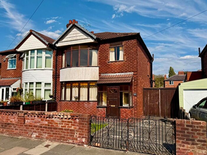 3 Bedroom Semi-Detached House For Sale In Hurstville Road, Chorlton, M21