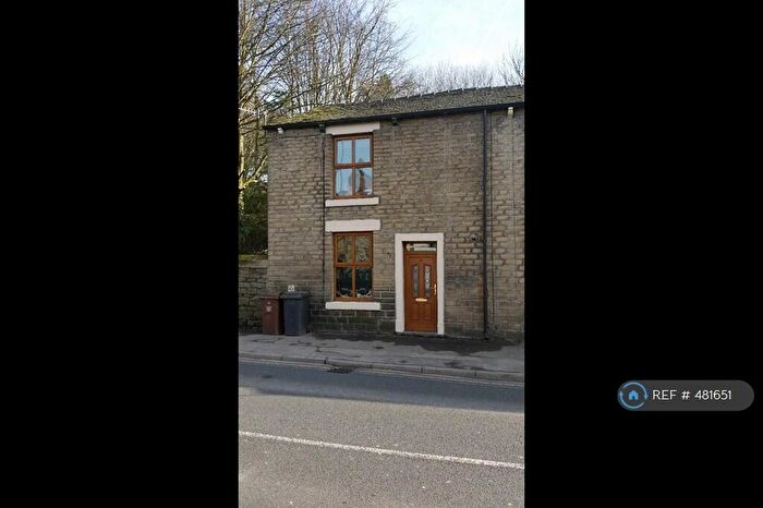 2 Bedroom End Of Terrace House To Rent In High Street West, Glossop, SK13