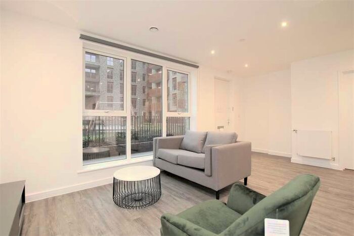 1 Bedroom Flat To Rent In Fresh Wharf Road, Barking, IG11