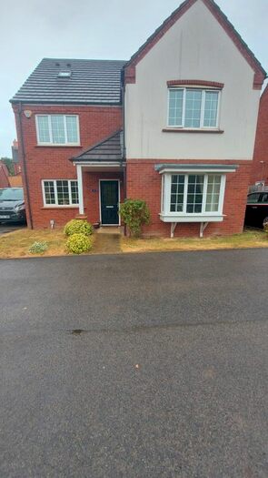 5 Bedroom Property To Rent In Poundgate, Westwood Heath, Canley, CV4