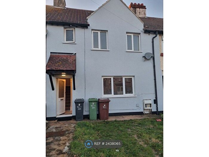 3 Bedroom Terraced House To Rent In Marsh Green Road, Dagenham, RM10