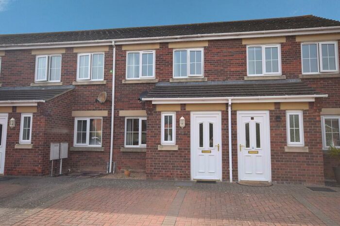 2 Bedroom Terraced House For Sale In Admiralty Terrace, Skegness, PE25