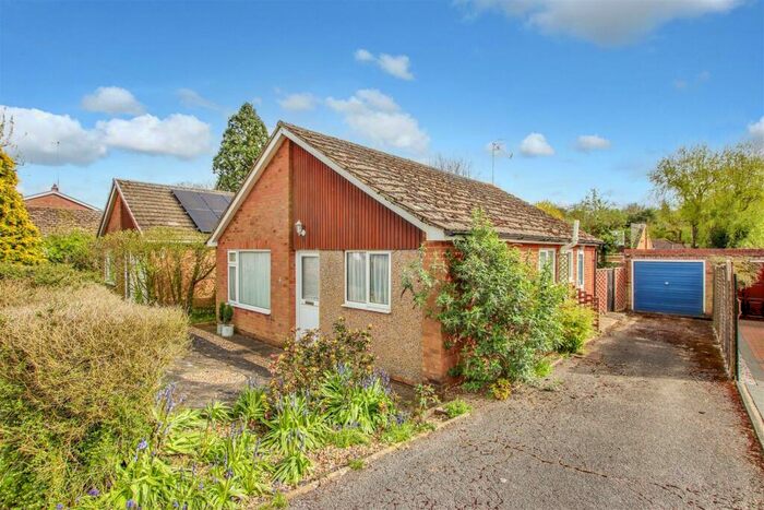 3 Bedroom Detached Bungalow For Sale In Kingsfield Road, Dane End, Ware, SG12