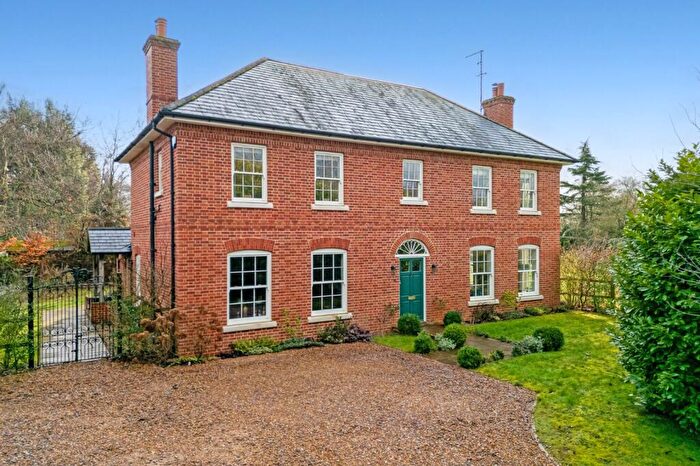 6 Bedroom Detached House For Sale In Annables Lane, Kinsbourne Green, Harpenden, Hertfordshire, AL5