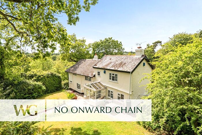 4 Bedroom Cottage For Sale In Nadderwater, Exeter, EX4