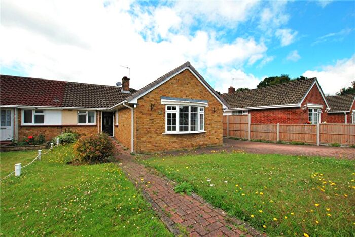 3 Bedroom Bungalow To Rent In Dorrit Crescent, Guildford, Surrey, GU3