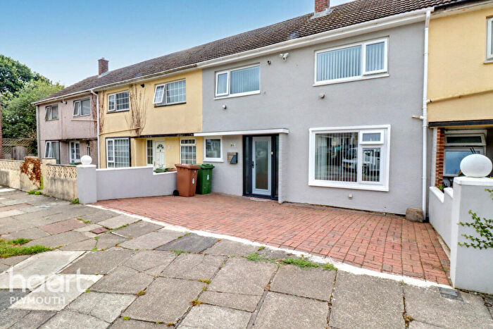 4 Bedroom Terraced House For Sale In Hendwell Close, Plymouth, PL6