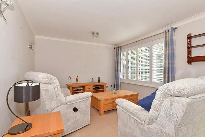 3 Bedroom Terraced House For Sale In Hook Close, Chatham, Kent, ME5