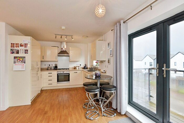 1 Bedroom Flat For Sale In Countess Way, Broughton, Milton Keynes, MK10