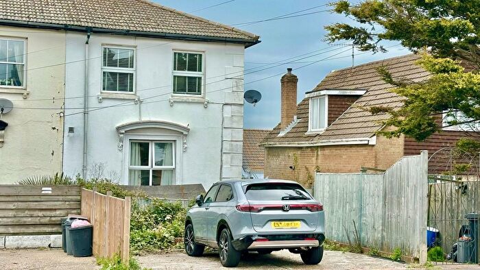 4 Bedroom Semi-Detached House For Sale In Old London Road, Hastings, TN35