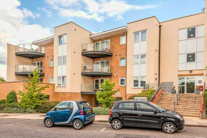 2 Bedroom Flat To Rent In Parkwood Court, Reservoir Road, Ruislip, HA4
