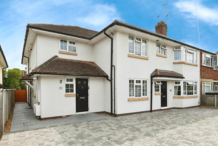 1 Bedroom Flat For Sale In Third Avenue, Chelmsford, Essex, CM1