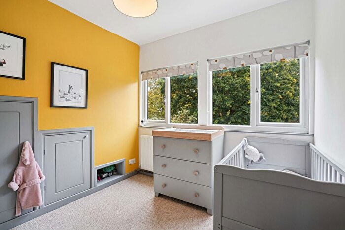 2 Bedroom End Of Terrace House For Sale In Thorney Leys, Witney, OX28