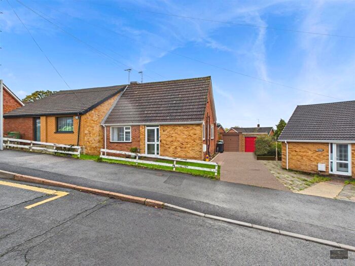 3 Bedroom Semi-Detached Bungalow For Sale In Chancellors Way, Exeter, EX4