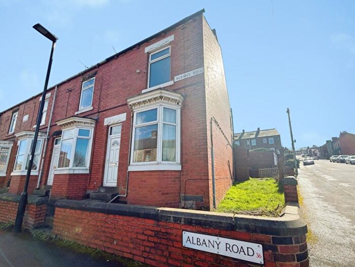 3 Bedroom End Of Terrace House For Sale In Albany Road, Stocksbridge, Sheffield, S36