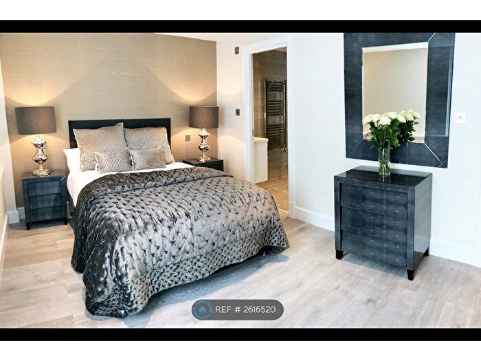 2 Bedroom Flat To Rent In Arthur Road, London, SW19