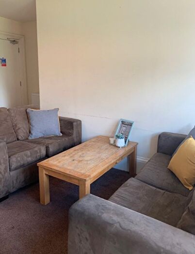 3 Bedroom Flat To Rent In Whitehall Crescent, City Centre, Dundee, DD1