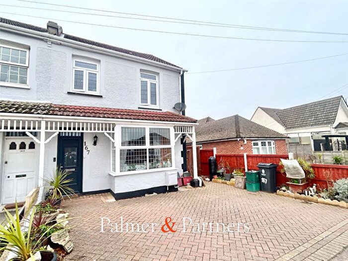 4 Bedroom Semi Detached House For Sale In Holland Road, Clacton-On-Sea, Essex, CO15