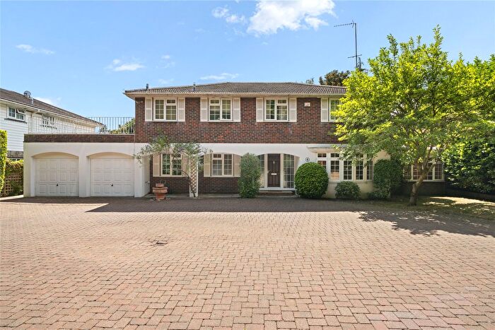 5 Bedroom Detached House To Rent In Leigh Hill Road, Cobham, Surrey, KT11