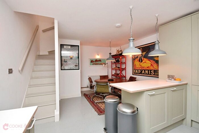 2 Bedroom End Terrace House For Sale In Albert Street, Ramsgate, Kent, CT11