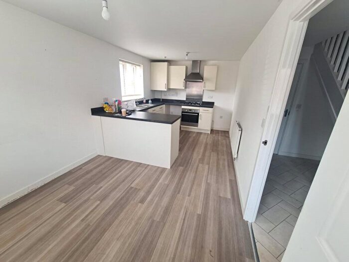 3 Bedroom Detached House To Rent In Northfield Way, Northampton, Northamptonshire, NN2