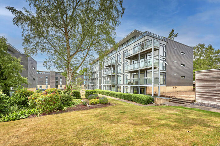 2 Bedroom Apartment To Rent In Newsom Place, Hatfield Road, St Albans, AL1