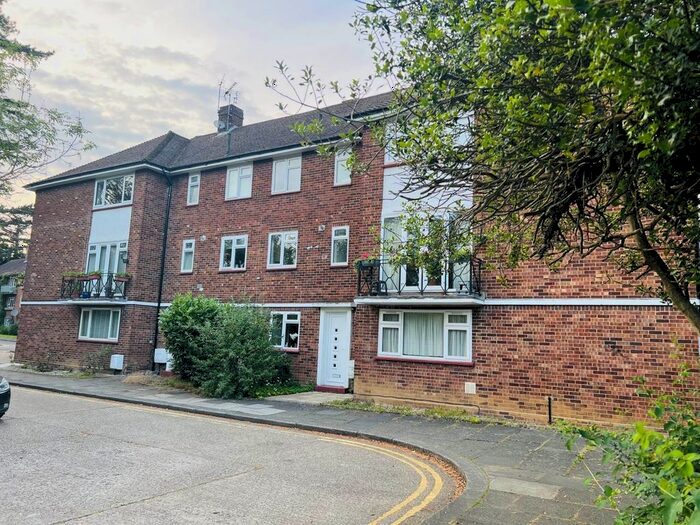 2 Bedroom Property To Rent In Ashburton Court, Elm Park Road, Pinner, HA5