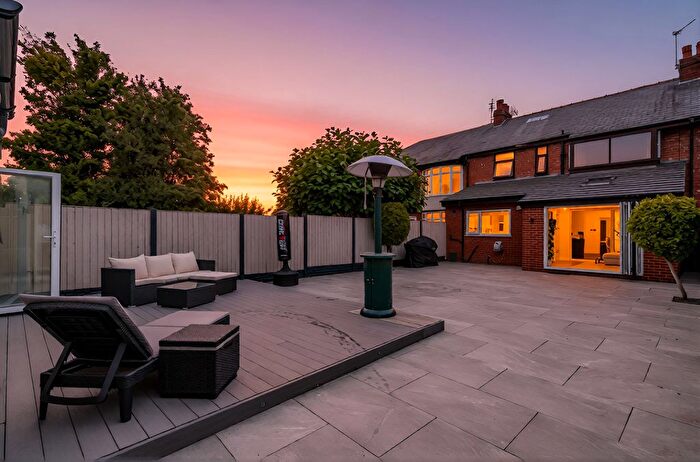 4 Bedroom Terraced House For Sale In Aldwych Drive, Ashton-On-Ribble, PR2