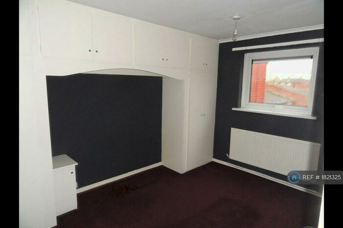 2 Bedroom Flat To Rent In Norfolk Walk, Leicester, LE3