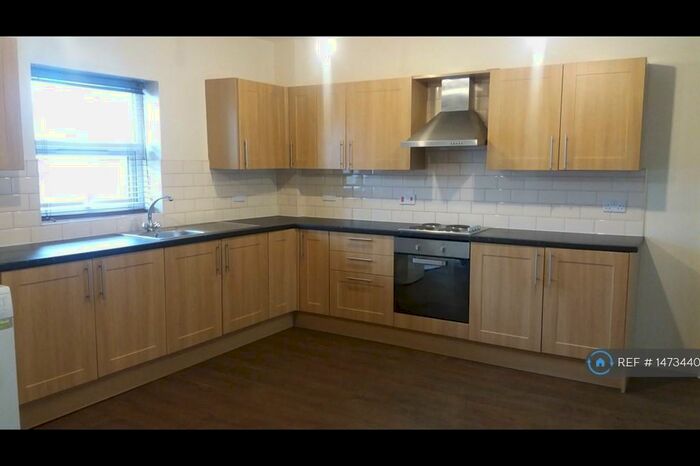 3 Bedroom Terraced House To Rent In Watson Road, Worksop, S80