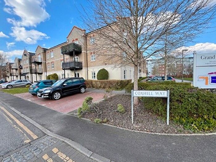 2 Bedroom Flat To Rent In Coxhill Way, Aylesbury, HP21