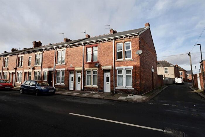 2 Bedroom Flat To Rent In Clifton Avenue, Wallsend, NE28