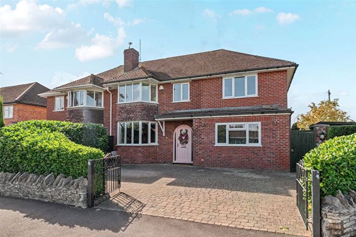 5 Bedroom Semi Detached House For Sale In Chandag Road, Keynsham, Bristol, BS31