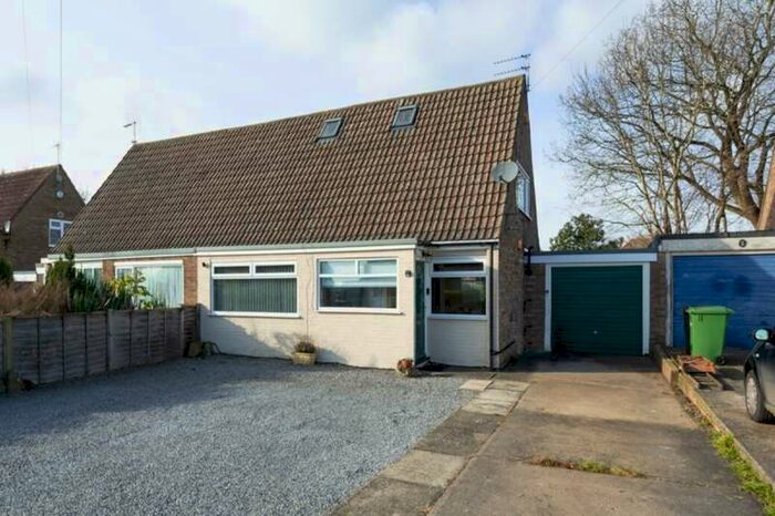 3 Bedroom Semi-Detached House For Sale In Gay Meadows, Stockton On The Forest, York, YO32