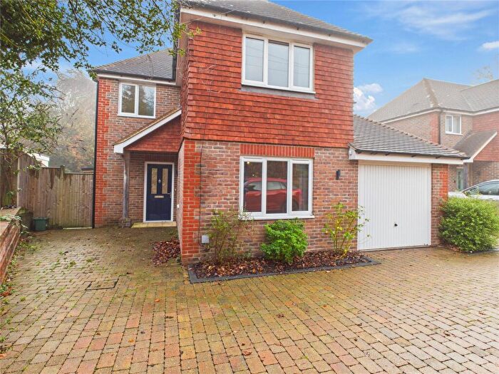 4 Bedroom Detached House To Rent In Maypole Road, Ashurst Wood, East Grinstead, West Sussex, RH19