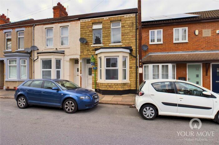 4 Bedroom House To Rent In Southampton Road, Northampton, NN4