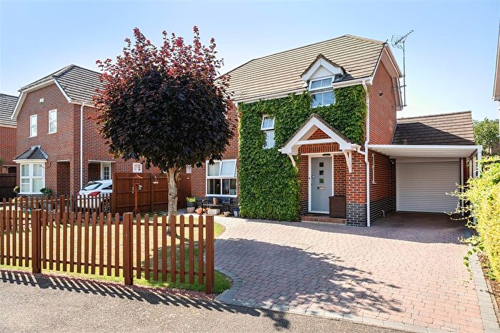 3 Bedroom Detached House For Sale In Sharps Field, Headcorn, Ashford, TN27