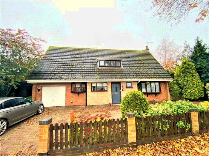2 Bedroom Detached House To Rent In Whitestone Road, Nuneaton, CV11