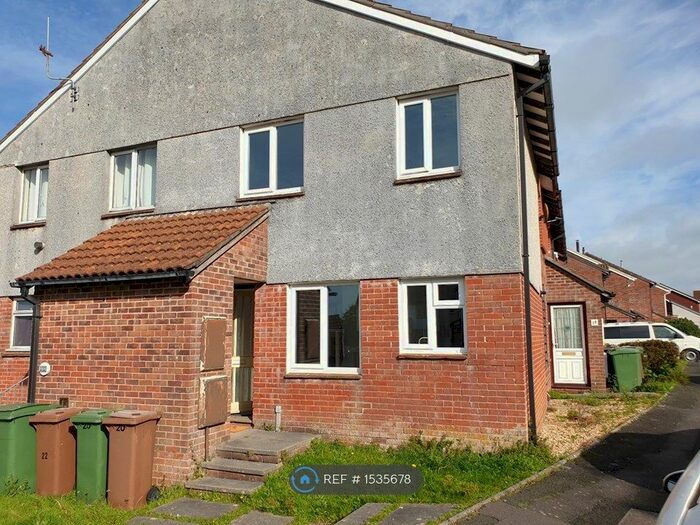1 Bedroom End Of Terrace House To Rent In Holloway Gardens, Plymouth, PL9