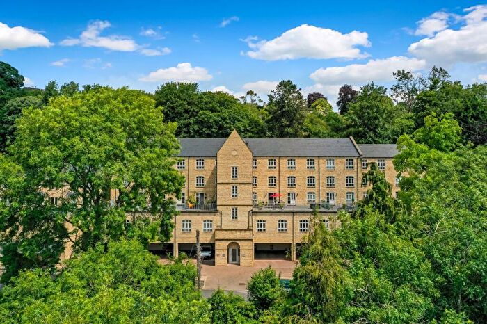 2 Bedroom Apartment For Sale In New Mills, Nailsworth, Stroud, Gloucestershire, GL6