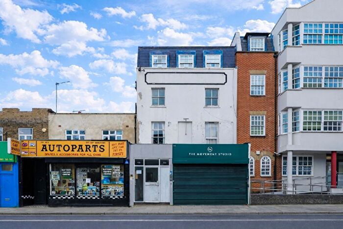 1 Bedroom Flat For Sale In Holloway Road, London, N7