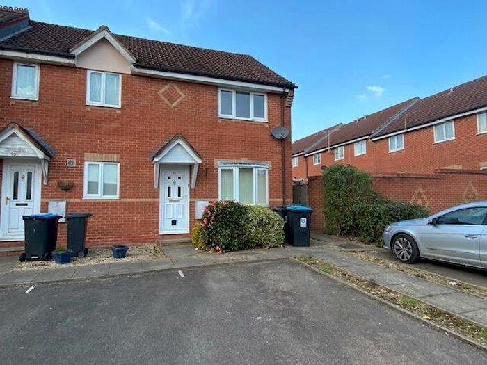 3 Bedroom House To Rent In Bencroft Road, Hemel Hempstead, HP2
