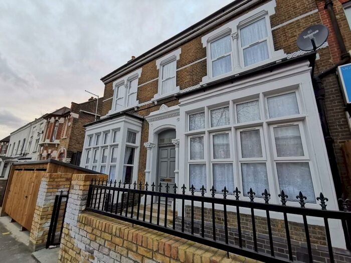 2 Bedroom Apartment To Rent In Barking Road, London, E13