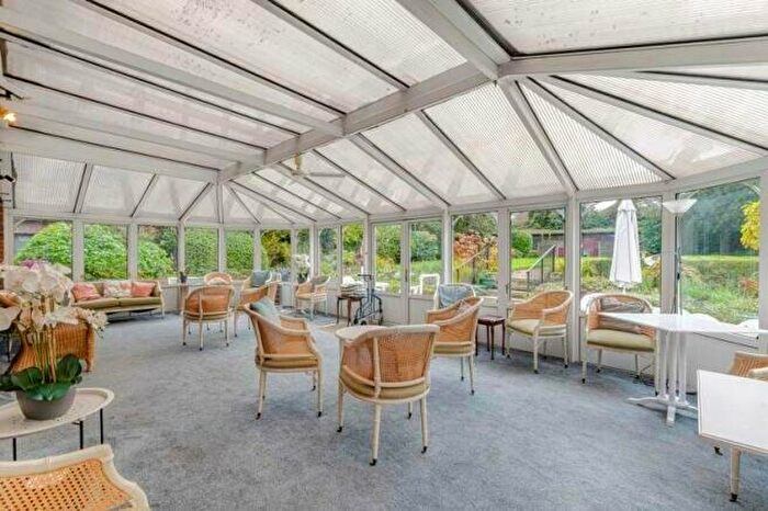 1 Bedroom Apartment For Sale In Ashfield Lane, Chislehurst, Kent, BR7
