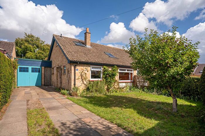 3 Bedroom Semi-detached Bungalow For Sale In Geoffrey Bishop Avenue, Fulbourn, CB21
