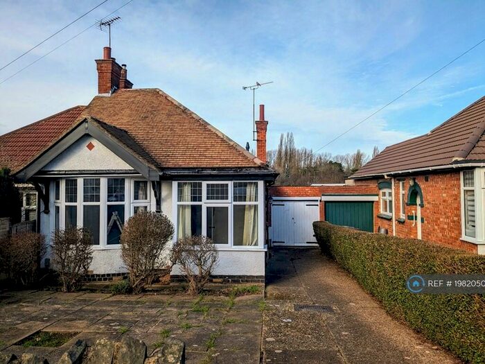 3 Bedroom Bungalow To Rent In Masefield Way, Northampton, NN2