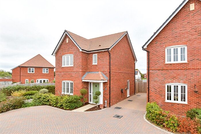 3 Bedroom Detached House For Sale In Donovan Way, Yapton, West Sussex, BN18