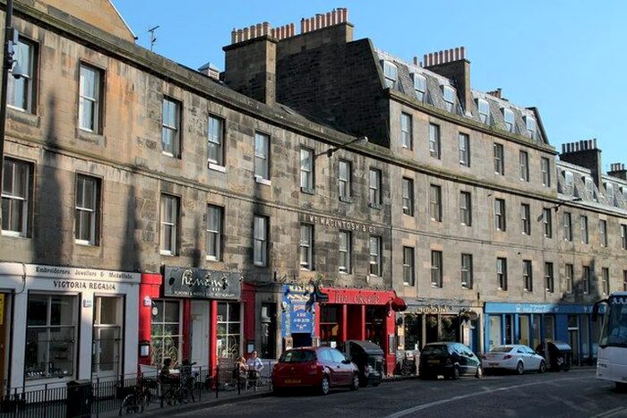1 Bedroom Flat To Rent In , Johnston Terrace, Edinburgh, EH1