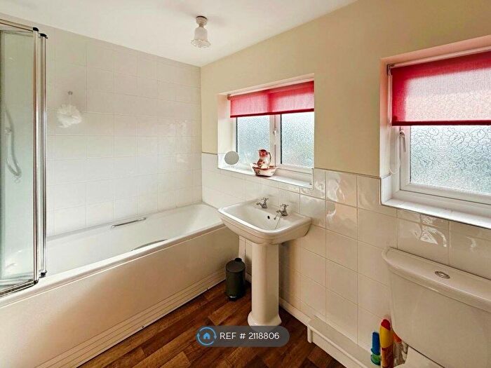 3 Bedroom Terraced House To Rent In Westminster Crescent, Doncaster, DN2