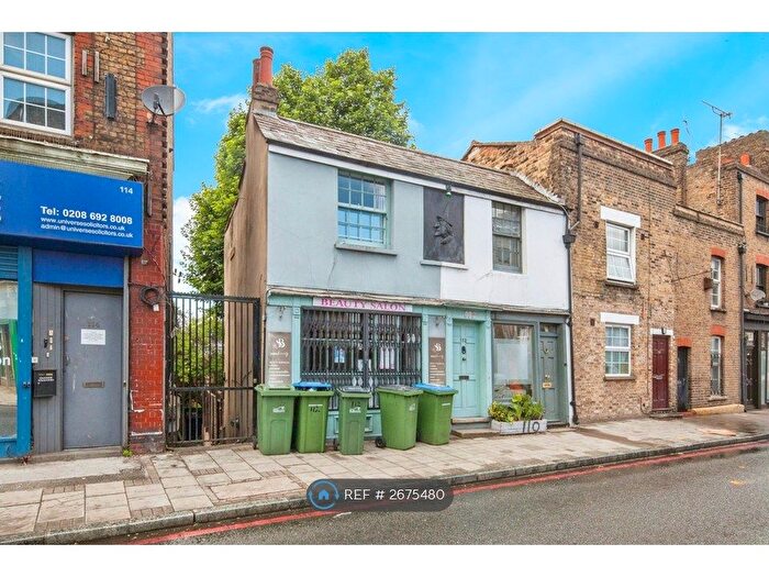 2 Bedroom Flat To Rent In Greenwich South Street, London, SE10